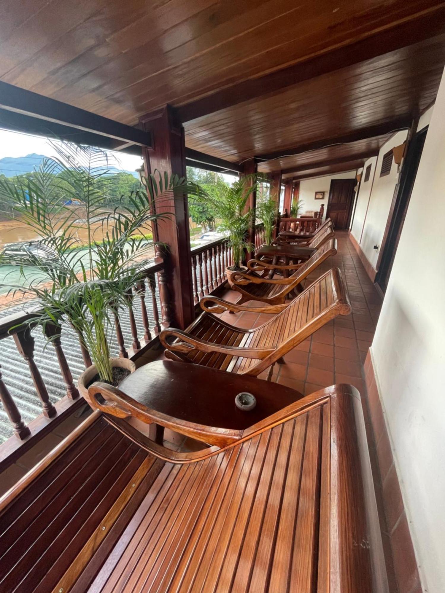 Luang Prabang - Villa Ouis Namkhan Riverside 2 Εξωτερικό φωτογραφία